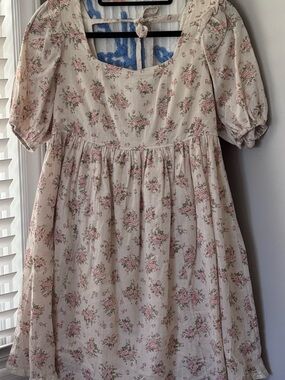 Women’s Blue B floral dress